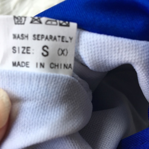 ⭐️ NWOT. Blue bikini top. Small. Stretchy. Lightweight. Breathable. - Picture 7 of 8